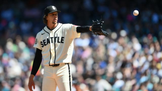 Mariners Keep Six-Pitcher Core Off Trade Market
