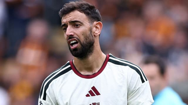 Hull City Shock Manchester United in Opening Day Stunner