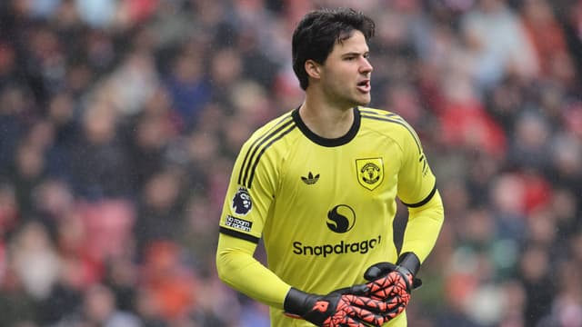 Senne Lammens Says Manchester United Are Still Fighting for Third