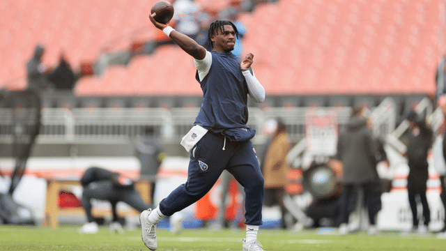 Titans Sideline Reporter Loses Team Flight Access After Sharing Private Plane Story