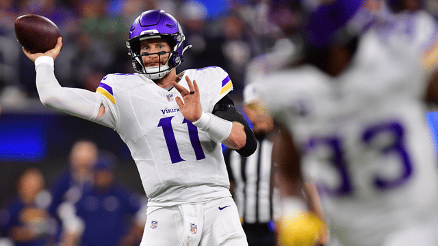 Vikings Re-Sign Carson Wentz, Add QB Depth