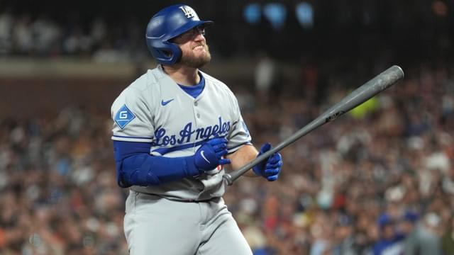 Max Muncy Exits with Wrist Injury as Dodgers Fall to Giants