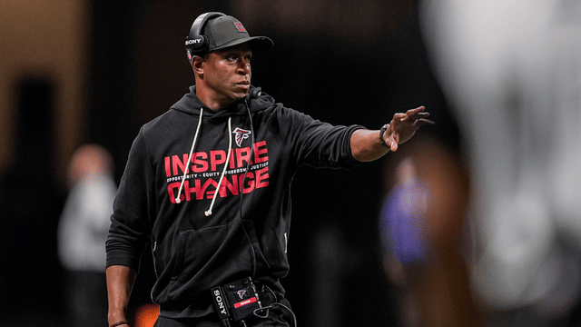 Giants Meet With Raheem Morris as Head Coaching Search Heats Up