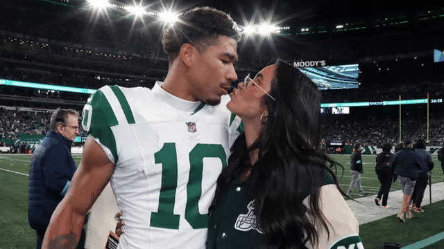 Allen Lazard and Camila Escribens Call Off Engagement