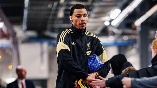 Medical Warning Over Hugo Ekitike Forces Tough Call for Arne Slot