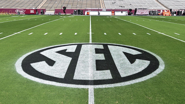 SEC Boosts Football Scholarship Limit to 105