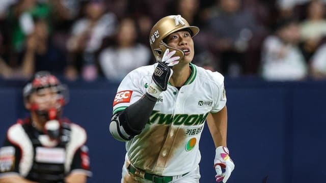 Sung Mun Song Could See Outfield Time With Padres