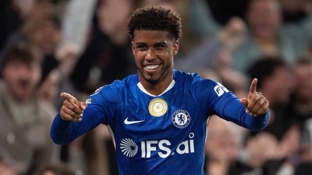 Manchester United Exploring Deal to Sign Andrey Santos From Chelsea
