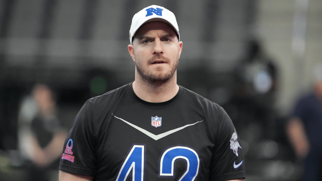 Vikings Bring Back LS Andrew DePaola on One-Year Deal