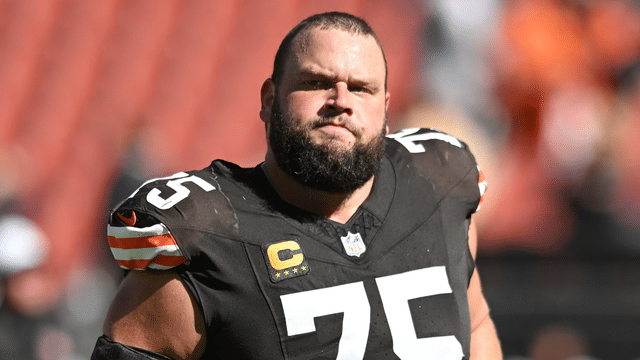 Joel Bitonio Retires As One Of the NFL’s Highest-Paid Guards Ever