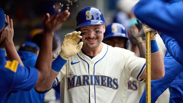 Cal Raleigh Ties Mickey Mantle With 54th Home Run