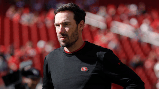 49ers OC Klay Kubiak Withdraws From Head Coaching Race