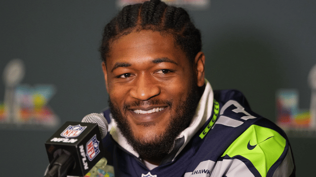 Ernest Jones Unloads With NSFW Message Defending Seahawks