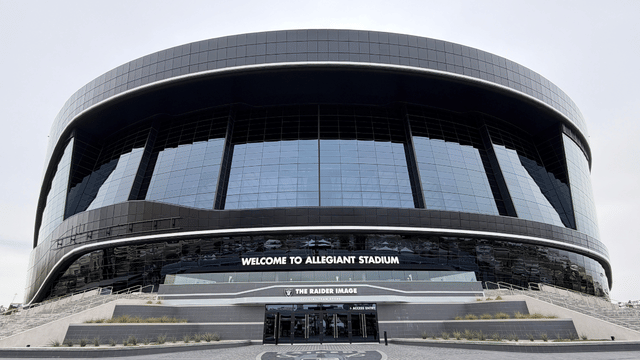 Allegiant Stadium Attendance Rises Despite Las Vegas Tourism Decline