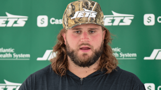 Jets Secure Guard Joe Tippmann With Massive New Deal