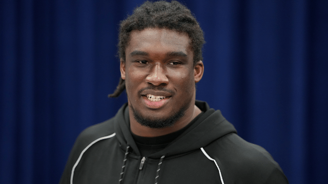 Patriots' Gabe Jacas remains unsigned as injury concerns pile up