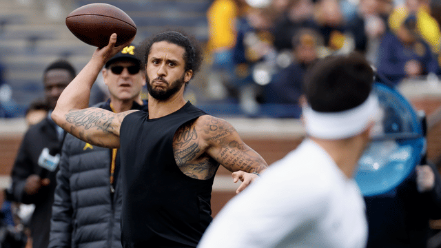 Colin Kaepernick Honored With Prestigious ACLU Civil Rights Award