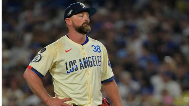 Angels Sign Kirby Yates to One-Year Deal