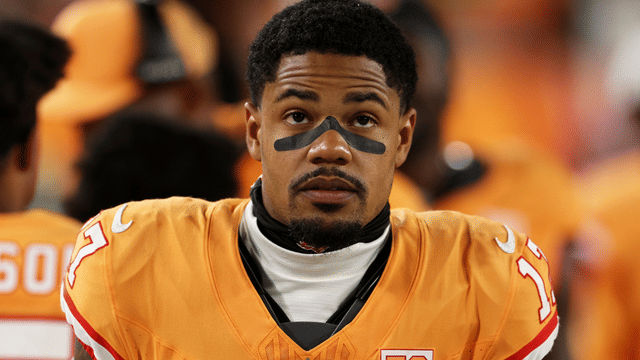 Bucs Reward WR Sterling Shepard With Incentive Bonuses Despite Late Inactive Stretch