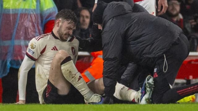 Conor Bradley Set for Surgery After Season-Ending Knee Injury