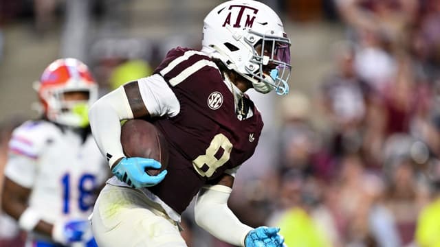 Texas A&M RB Le’Veon Moss Questionable for CFP Opener