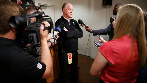 Boomer Esiason Calls Out Bengals Over 'Generic' Ring of Honor Invite