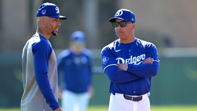Dave Roberts Confirms Mookie Betts Will Stay at Shortstop
