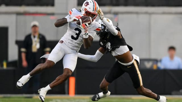 Perry Thompson Chooses Auburn Over Alabama for Hugh Freeze’s Receiver Track Record