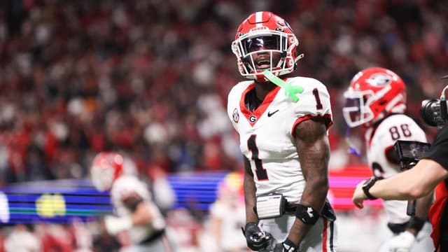 Georgia Crushes Alabama 28–7 to Claim SEC Title