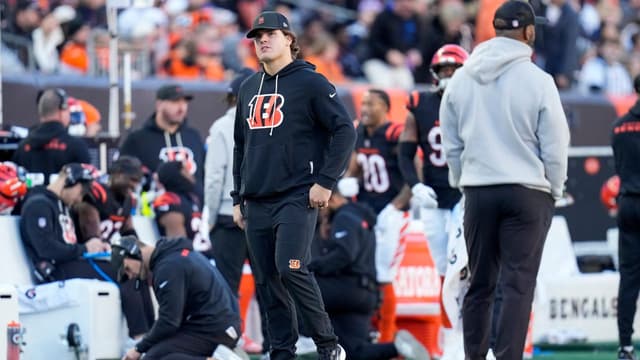 Bengals’ Trey Hendrickson Out for 6 Weeks, Needs Core Surgery
