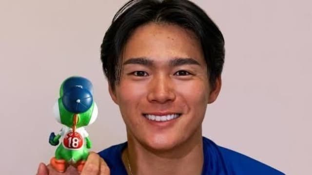 Yoshi Bobblehead Night Costs More Than Lakers-Cavaliers Tickets