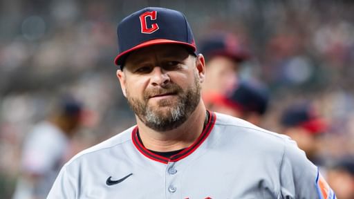 Stephen Vogt Urges Guardians to Push On Amid Gambling Probe