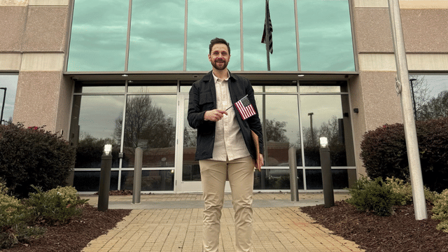 Chase Briscoe's Crew Chief James Small Celebrates Becoming A United States Citizen