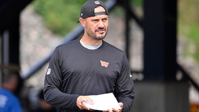 Andrew Luck Selects Tavita Pritchard to Lead Stanford Football Rebuild