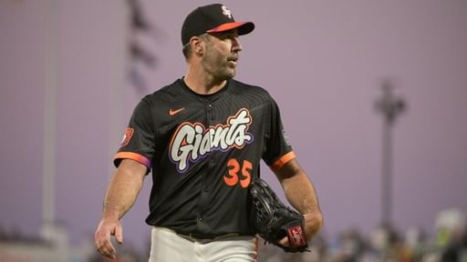 Justin Verlander Finally Earns First Win at Oracle Park