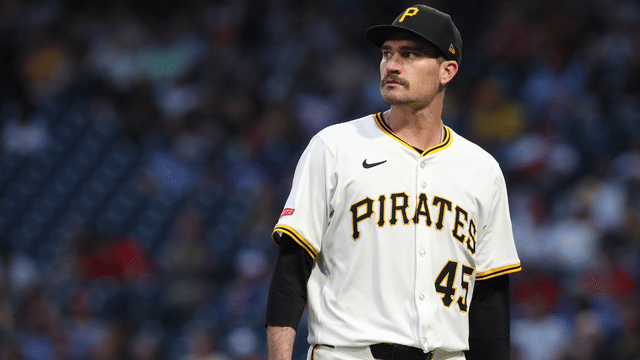 Andrew Heaney Wants to Be A Family Man After "Being Away from Loved Ones" for Long