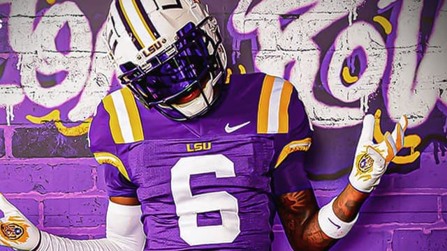 Four-Star Receiver Kenny Darby Withdraws LSU Pledge