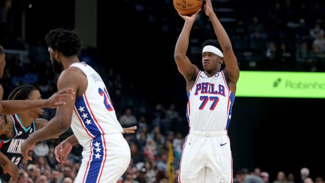 VJ Edgecombe Sinks Game-Winning 3-Pointer, Helps 76ers Get OT Victory Over Grizzlies