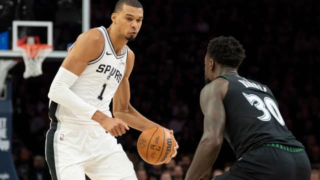 T-Wolves Tied vs. Spurs in WCSF Game 3