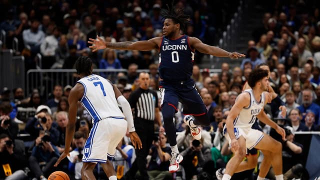 UConn and Duke Close to Finalizing Thanksgiving Eve Clash in Las Vegas