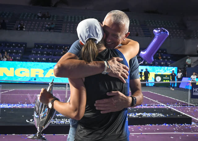 Iga Swiatek Recalls Early Financial Struggles Behind Her Rise