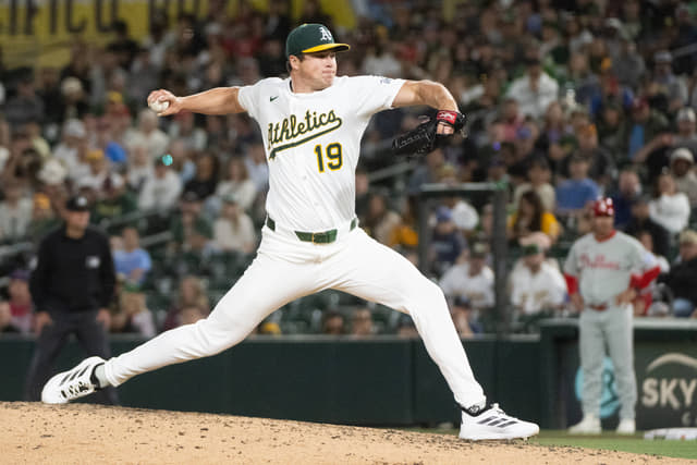 Mason Miller Shrugs Off 100-Mph Spring Buzz, Eyes WBC Tune-Up