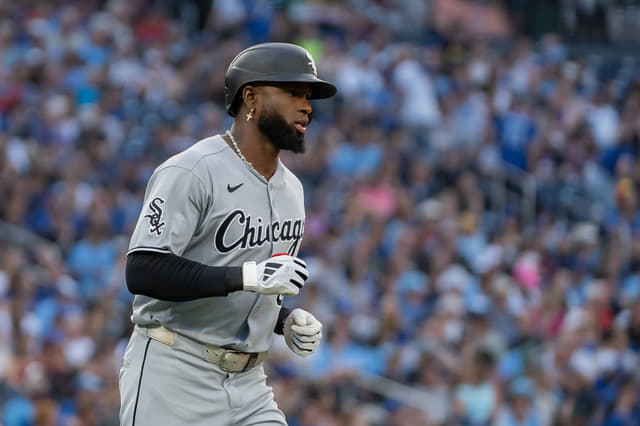 Mets Assume $22M On Luis Robert Jr. Deal After Trade