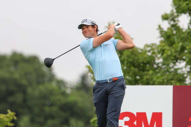 Adam Schenk and Braden Thornberry Share Bermuda Lead Ahead of Windy Sunday