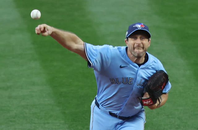 Report: Max Scherzer Could Wait Past Opening Day As Market Still Shifts