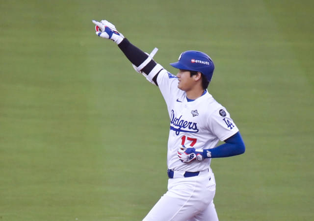 Shohei Ohtani Passes Lou Gehrig With Walk Streak in World Series Game 4
