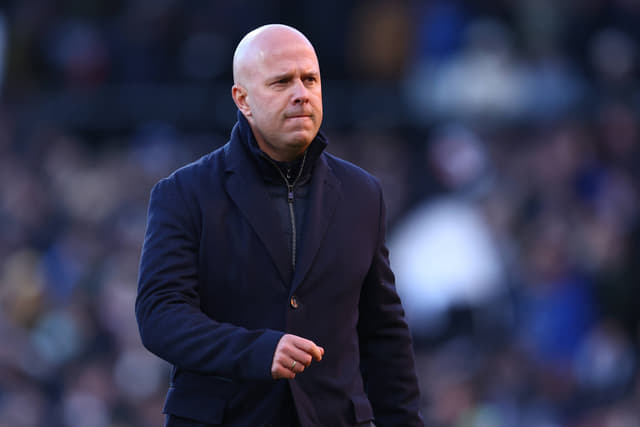 Arne Slot Defends Gabriel Martinelli After Conor Bradley Push Scare