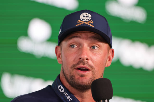 Bryson DeChambeau, Jon Rahm Hail Anthony Kim After LIV Adelaide Win