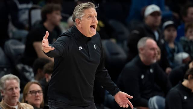 "You F***ing Know It": Chris Finch's Curses Out Refs For Missing 2 Calls In Wolves-Grizz