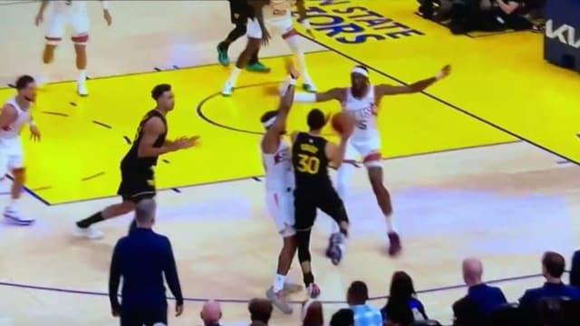 Steph Curry's 'Flopping' Against Suns Goes Viral